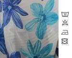 Tejido de crepé estampado con flores azul y celeste