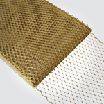 Velo de rejilla color oro de 30 cm.