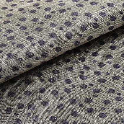 Sinamay beige con lunares negros grandes