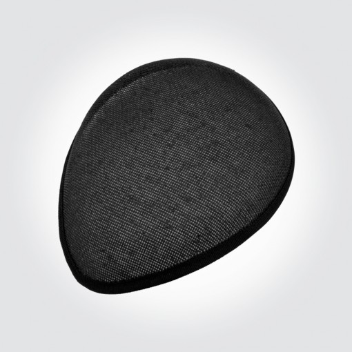 Casquete de buckram negro