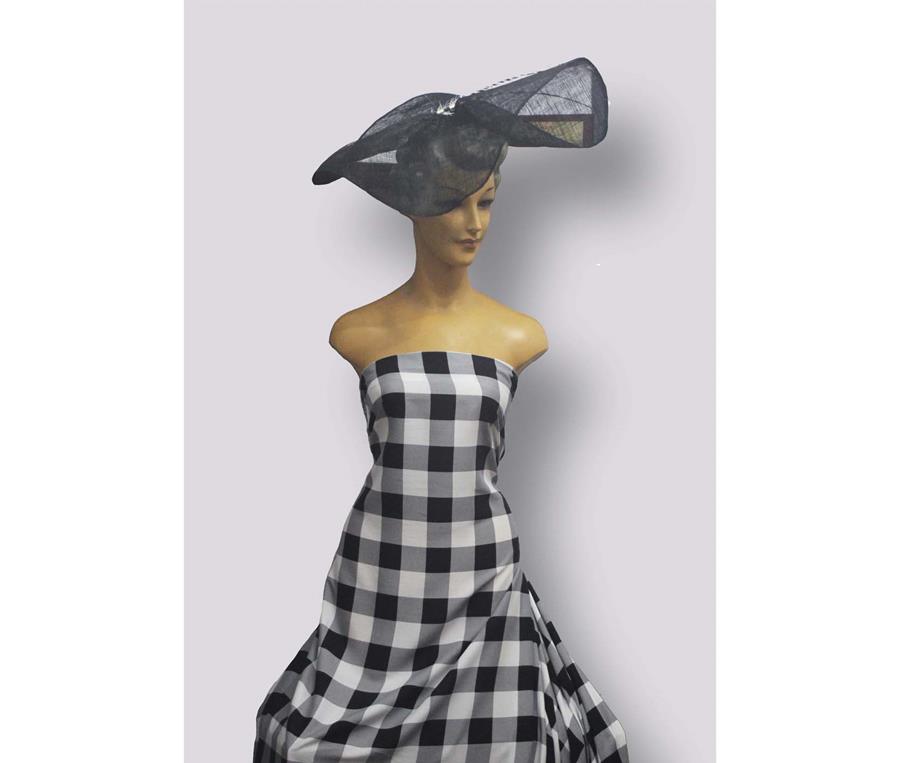 Viscosa estampada  cuadros Vichy blanco y negro