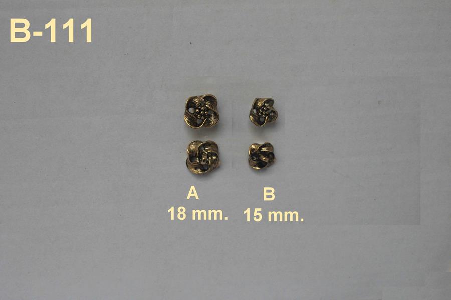 Botón oro viejo con forma de flor