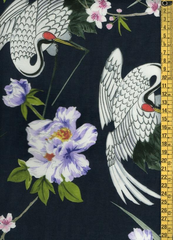 Viscosa estampada con garzas y floral japonés