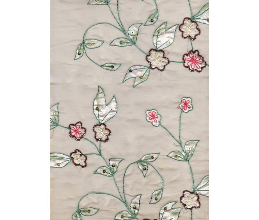 Organza de seda con motivo de flores pintadas y bordadas
