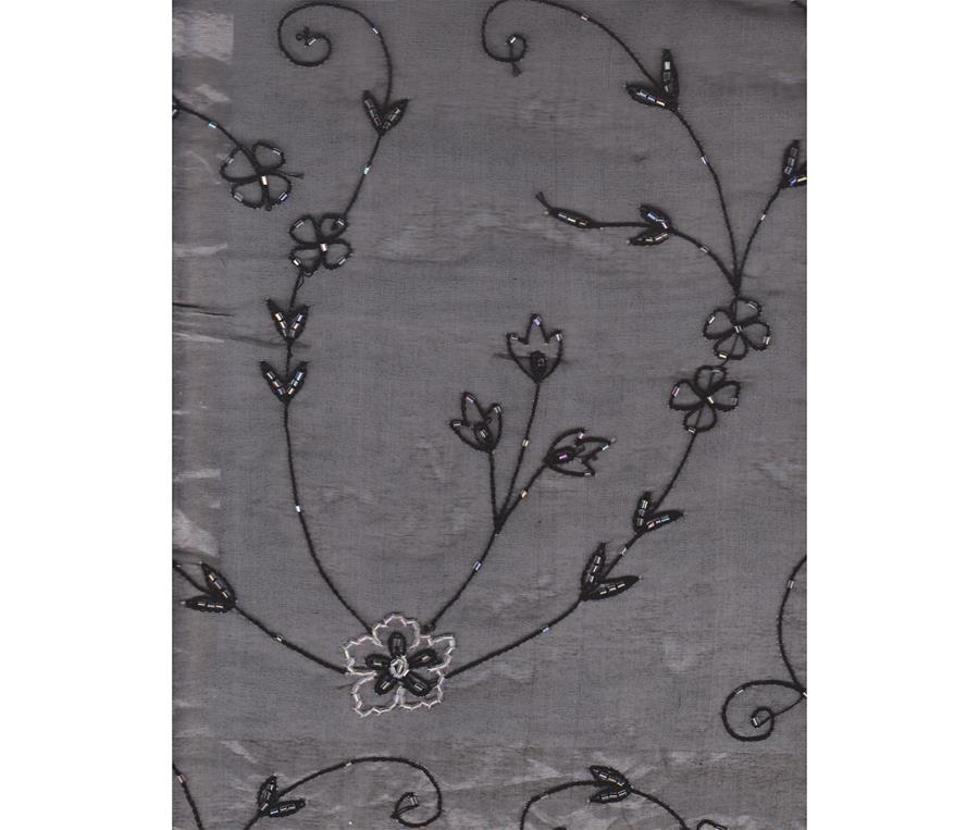 Organza negra de seda con flores de cordoncillo negro y cuentas