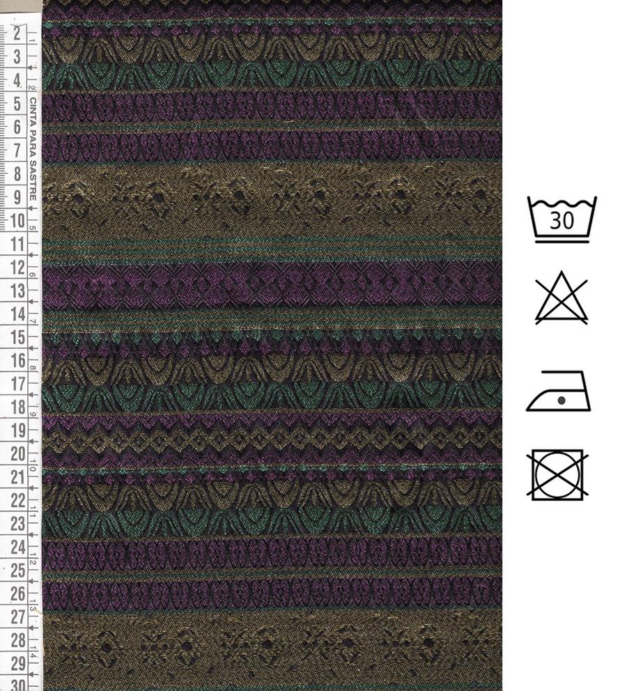 Jacquard con  grecas en oro viejo, magenta, verde y negro.