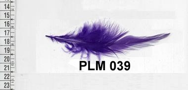 Pluma  morada | PLM-039 | Tejidos, telas, complementos, tocados,sombrerería, plumas, tiras, encajes, bordados, botones, moda.
