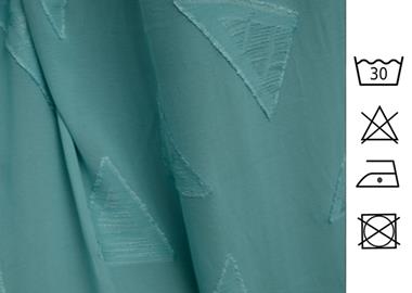 Crepé verde jade con aplicaciones triangulares | 0221 | Tejidos, telas, complementos, tocados,sombrerería, plumas, tiras, encajes, bordados, botones, moda.