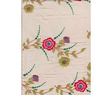 Pieza de dupión de seda beige bordado con flores tipo mantón de Manila | 1177 | Tejidos, telas, complementos, tocados,sombrerería, plumas, tiras, encajes, bordados, botones, moda.