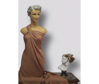 Crepé marrón caramelo | 0070 | Tejidos, telas, complementos, tocados,sombrerería, plumas, tiras, encajes, bordados, botones, moda.