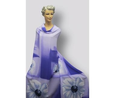 Crepé bambula estampado malva, morado y azul zafiro | E0001 | Tejidos, telas, complementos, tocados,sombrerería, plumas, tiras, encajes, bordados, botones, moda.