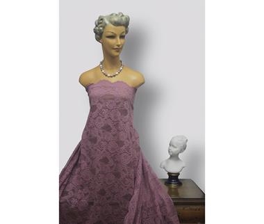 Encaje de guipur rosa nude oscuro con motivo de flores y dos blondas | ENC-016 | Tejidos, telas, complementos, tocados,sombrerería, plumas, tiras, encajes, bordados, botones, moda.