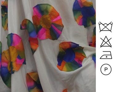 Satén blanco  bordado a mano  con escarapelas de georgette azul añil, ocre, naranja, rosa fucsia y verde, todo de seda natural. (Tejido exclusivo) | EXC-003 | Tejidos, telas, complementos, tocados,sombrerería, plumas, tiras, encajes, bordados, botones, moda.