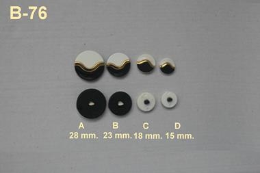 Botón color blanco y negro  con dos texturas y motivo dorado  | B76 | Tejidos, telas, complementos, tocados,sombrerería, plumas, tiras, encajes, bordados, botones, moda.