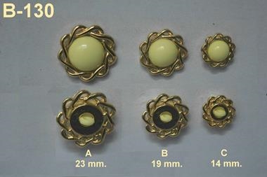 Botón  semiesférico color vainilla con filigrana dorada  | B130 | Tejidos, telas, complementos, tocados,sombrerería, plumas, tiras, encajes, bordados, botones, moda.